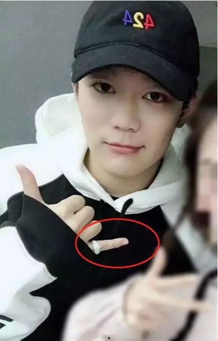 大家都是吃瓜人娱乐圈,全民吃瓜，揭秘明星幕后故事  第2张